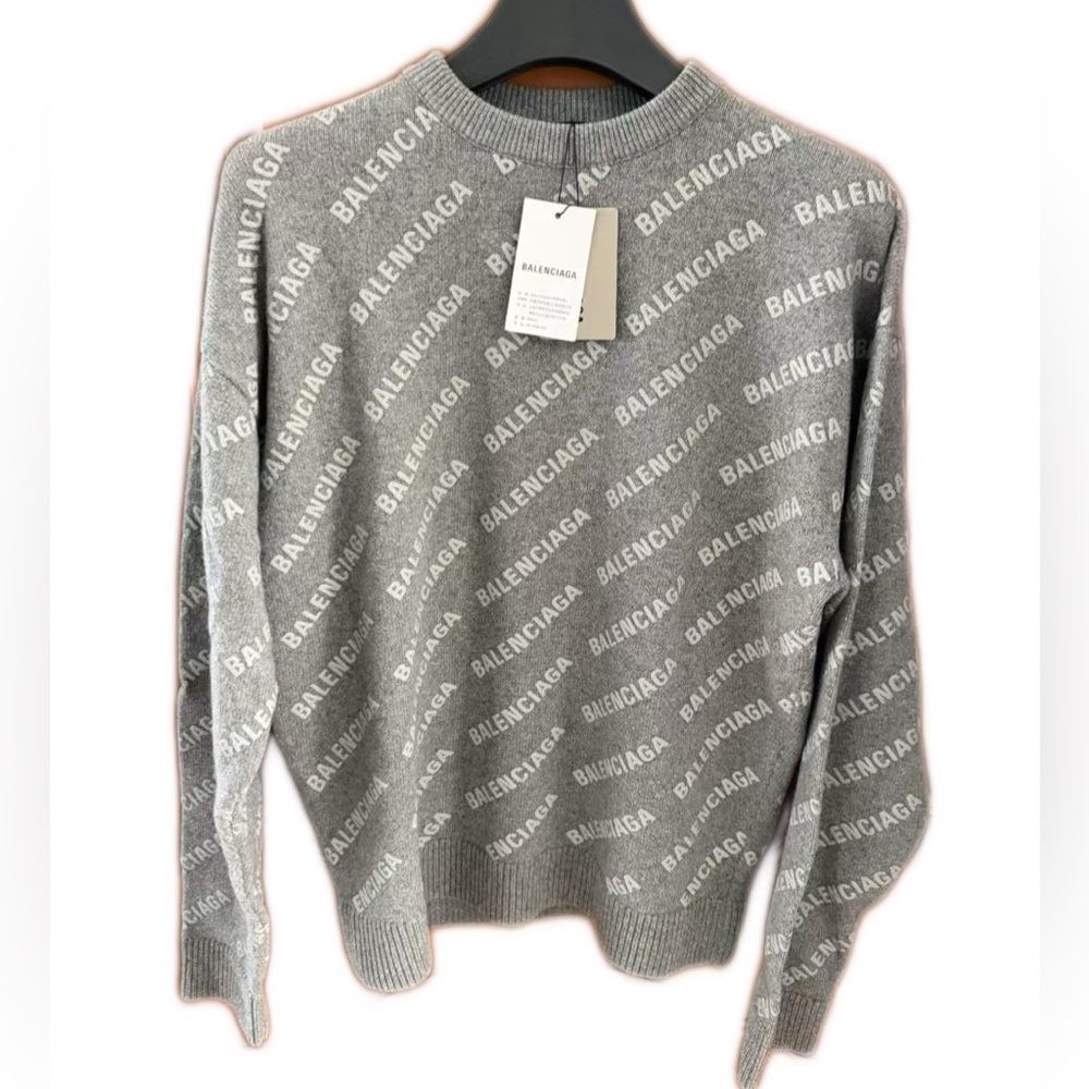 🚩steal authentic Balenciaga Grey All-Over Logo Crewneck Sweater